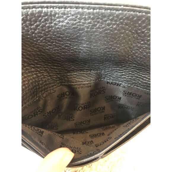 Michael Kors Women’s Black Snap Button Wallet Wristlet - Picture 4 of 7